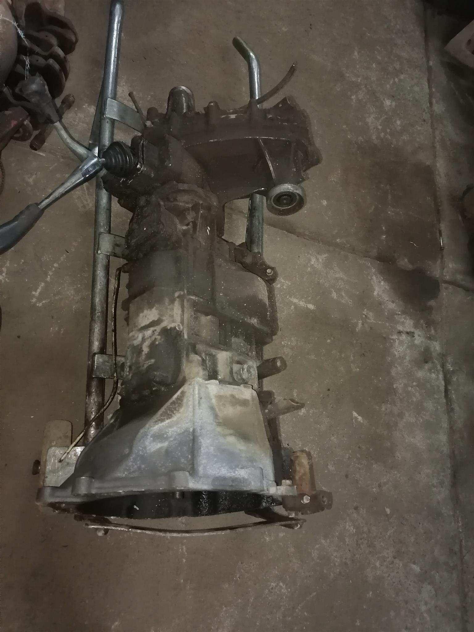 4x4 colt v6 gearbox for sale - Private Seller