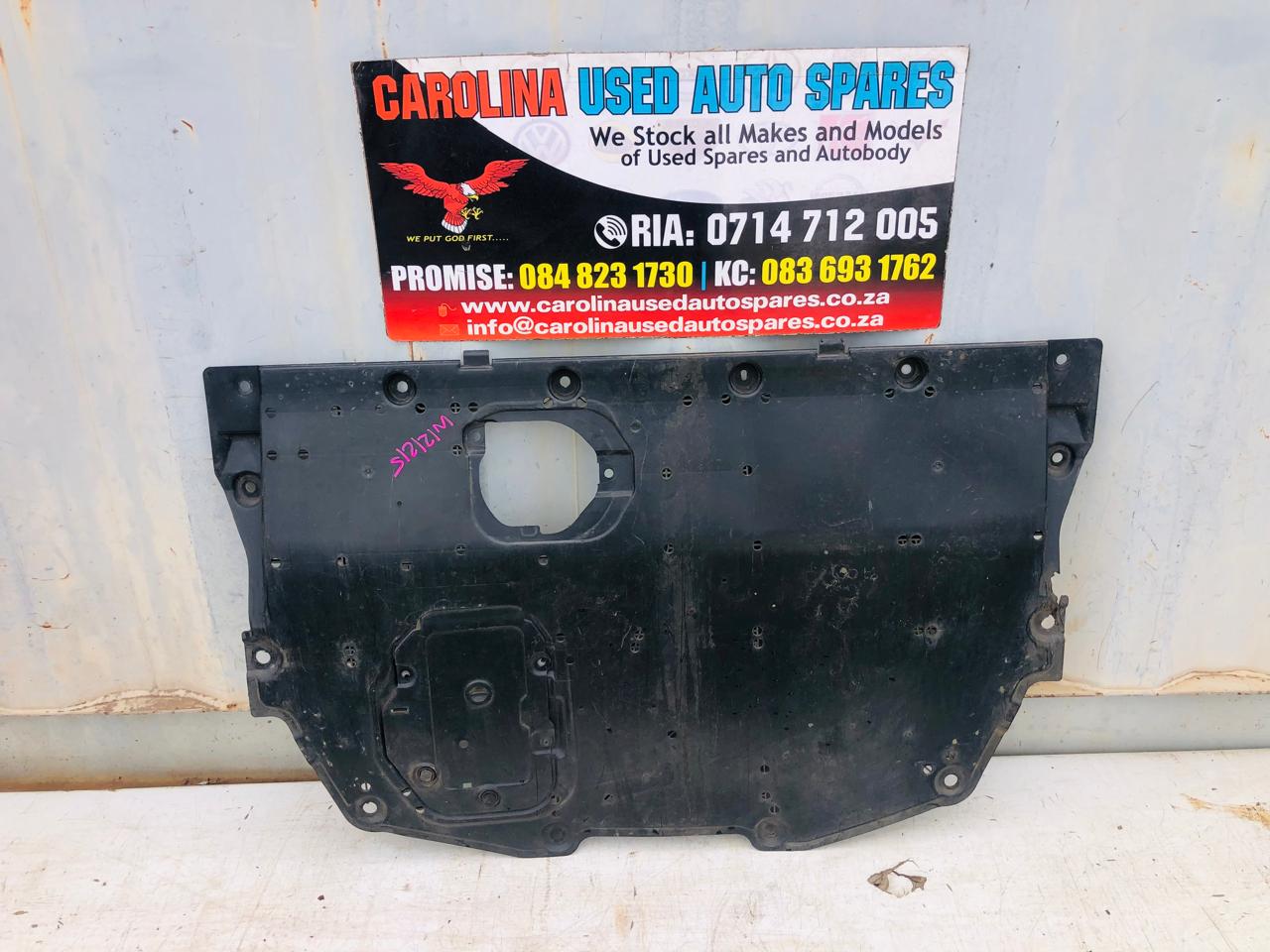 Mazda 2 and CX-3 engine cover (2015-2019) - Private Seller Mazda 2 and CX-3 engine cover (2015-2019) - Private Seller