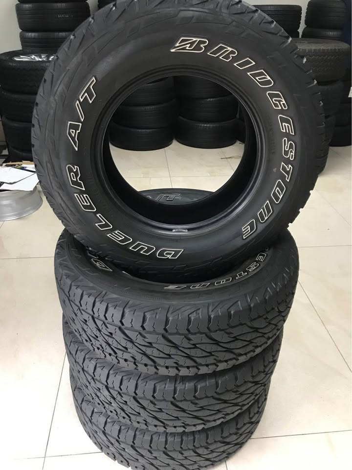 265/70 R16 Bridgestone Dueler A/T - Private Seller