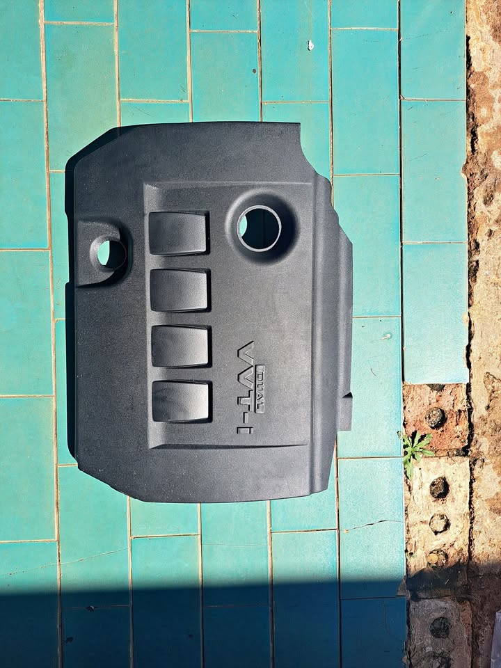 Toyota Corolla Prestige engine cover - Private Seller