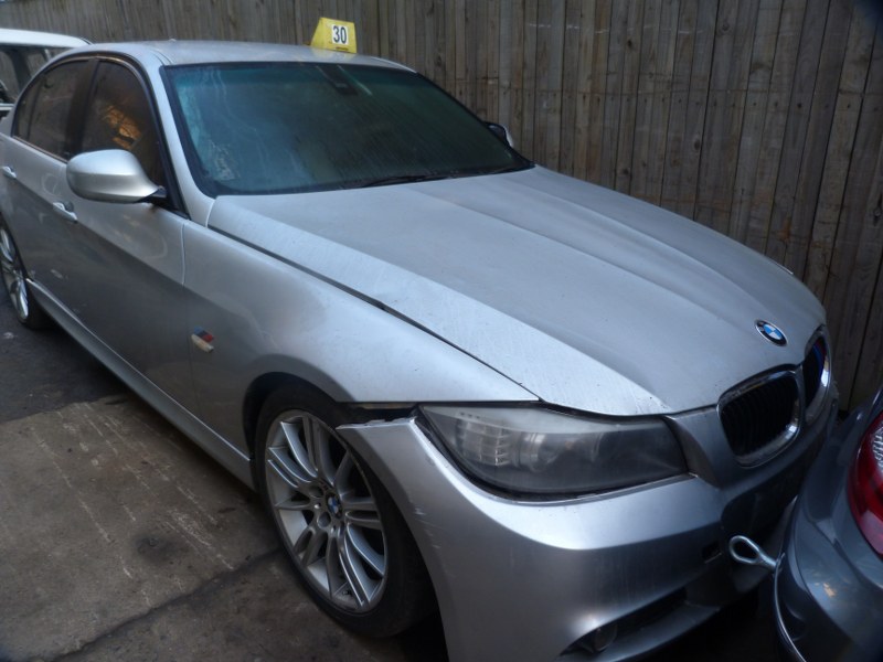 BMW 320i E90 2.0 Petrol AT N46N Silver - 2011 SPARESBOYZ STRIPPING FOR SPARES - Private Seller