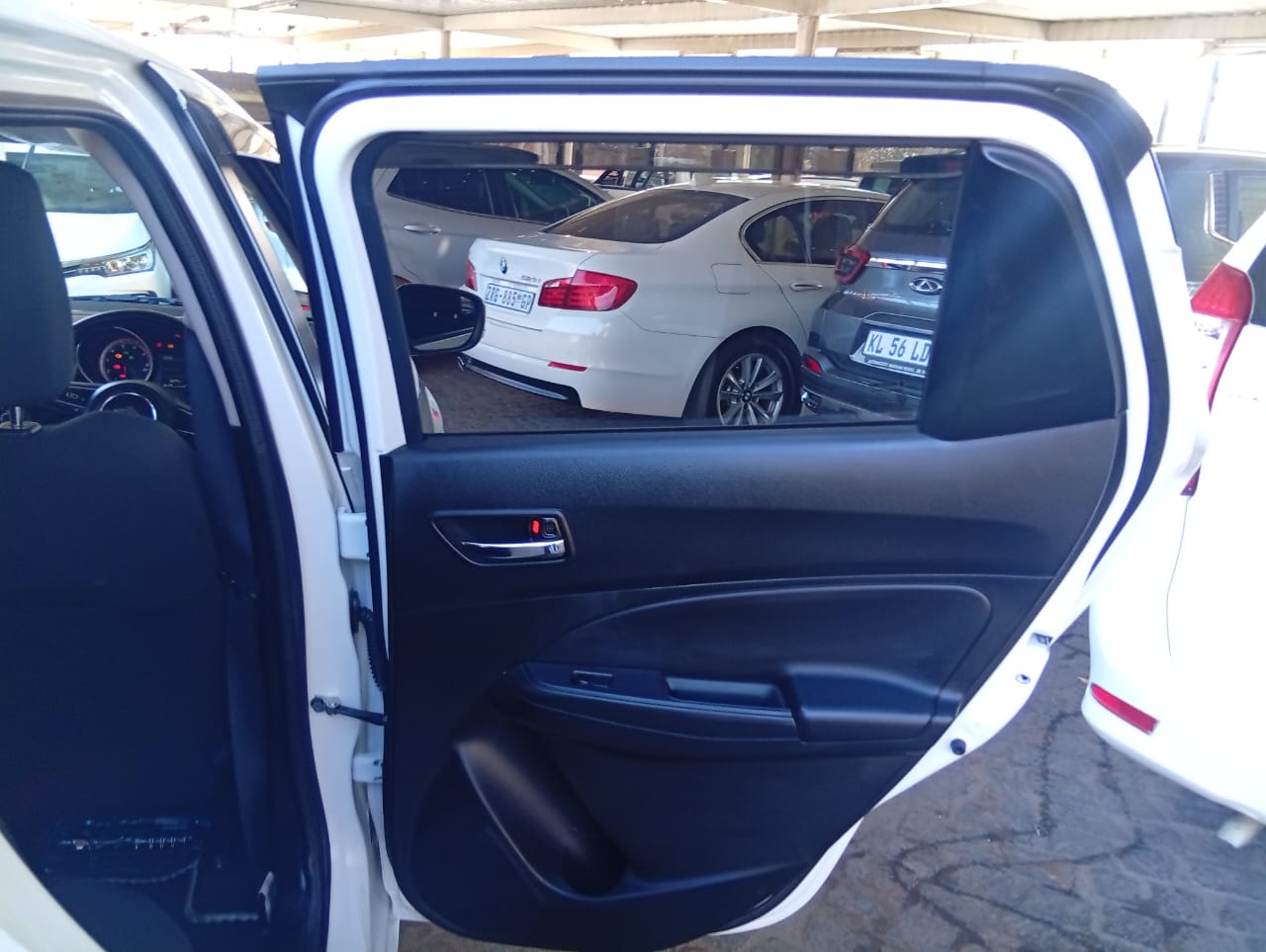 2024 Suzuki Swift 1.2 Hatch ALMOST NEW Manual 5,000km Cloth Seats Good Order Con