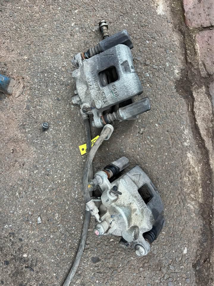 Suzuki celerio brake calipers available - Private Seller Suzuki celerio brake calipers available - Private Seller