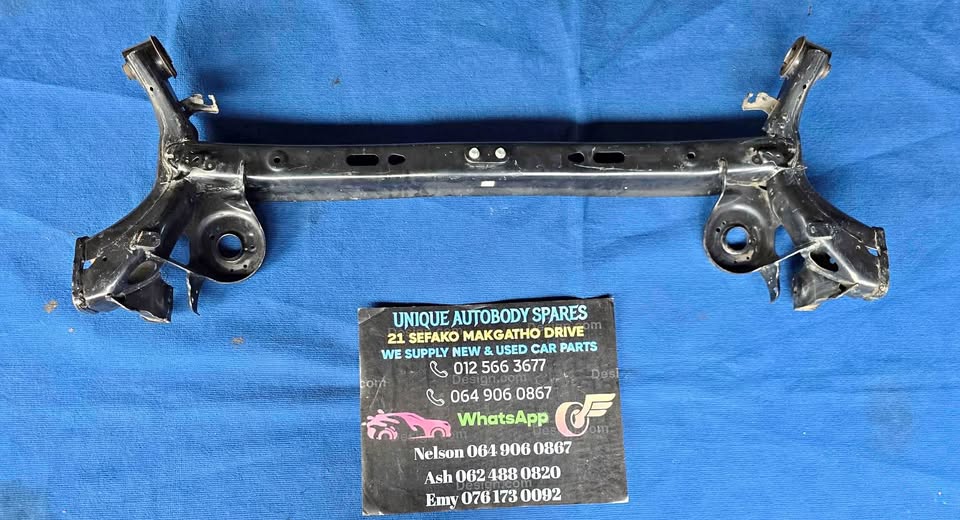 Toyota Starlet Cross Rear Suspension Axle
