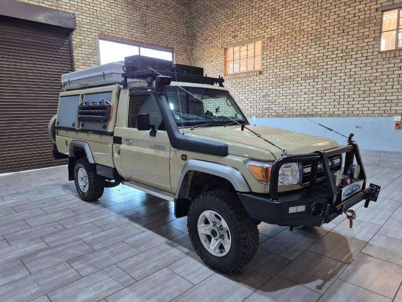 2019 Toyota Land Cruiser 79 4.2D