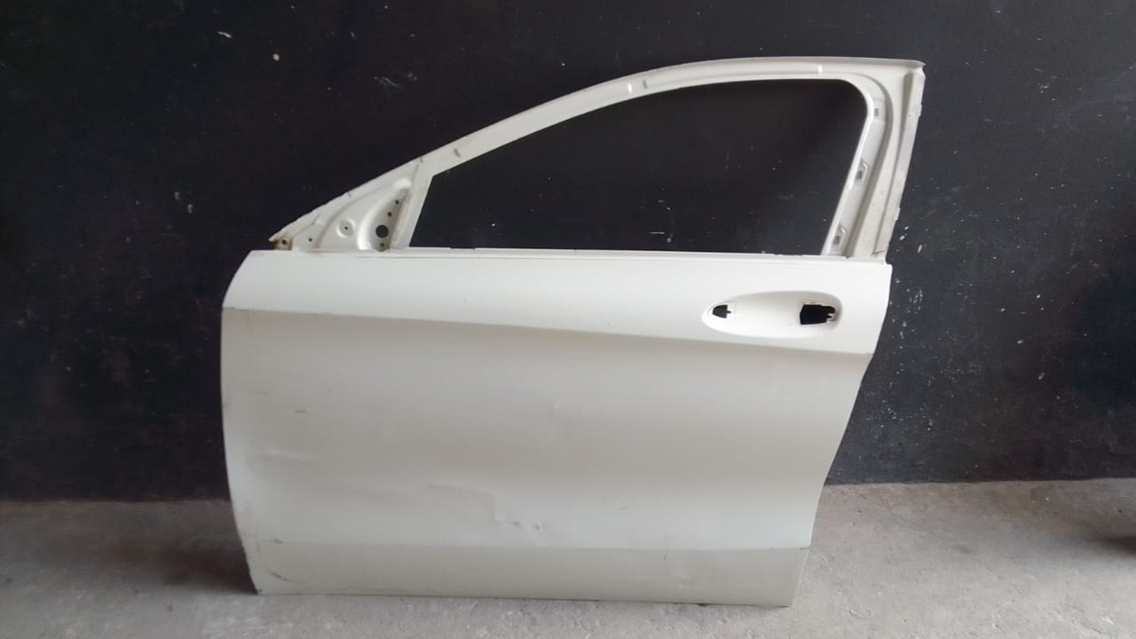 Mercedes W205 Lhs front door - Private Seller Mercedes W205 Lhs front door - Private Seller