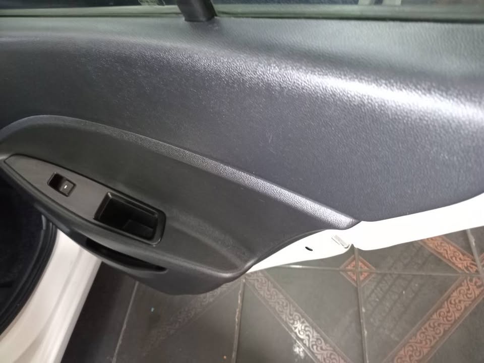 2021 Hyundai i20 1.4 White, Manual, Petrol, 29000km