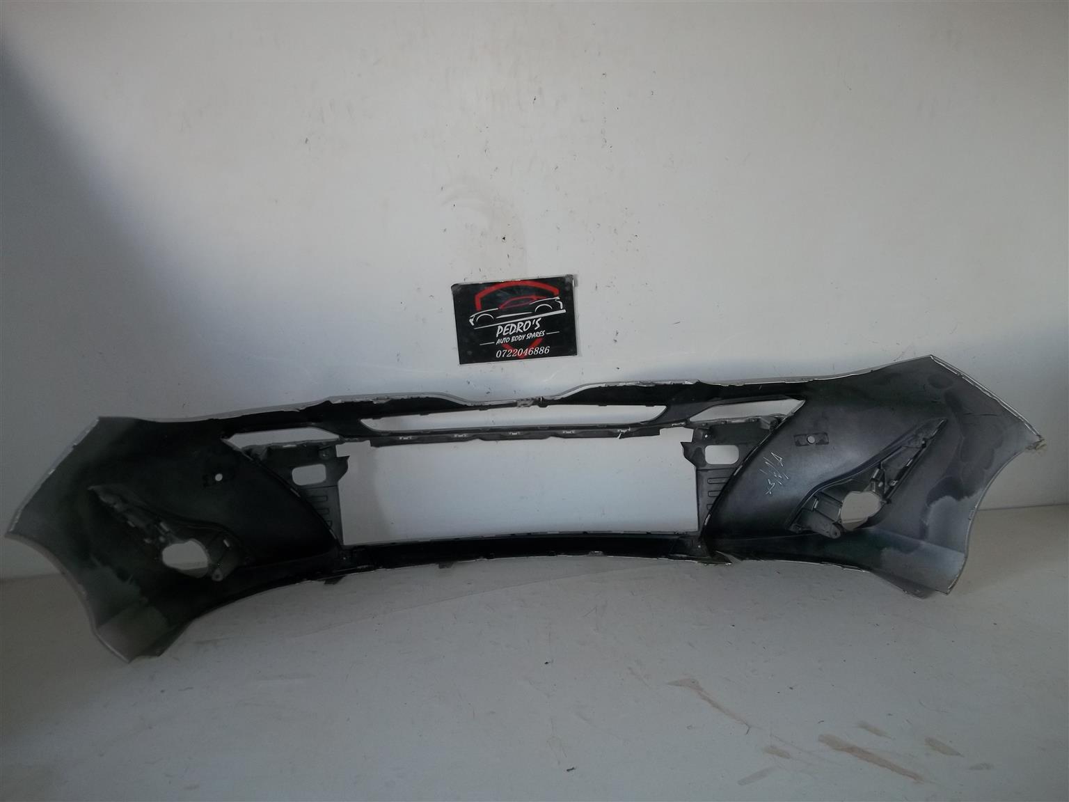 Toyota Yaris '17-'19 front bumper - Private Seller Toyota Yaris '17-'19 front bumper - Private Seller