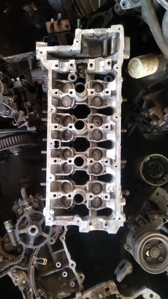 HYUNDAI G4GB CYLINDER HEAD FOR SALE - Private Seller HYUNDAI G4GB CYLINDER HEAD FOR SALE - Private Seller
