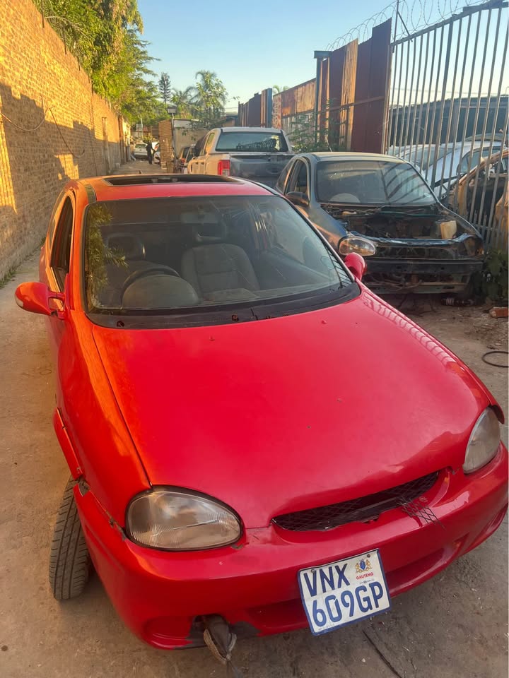 Corsa stripping - Private Seller Corsa stripping - Private Seller