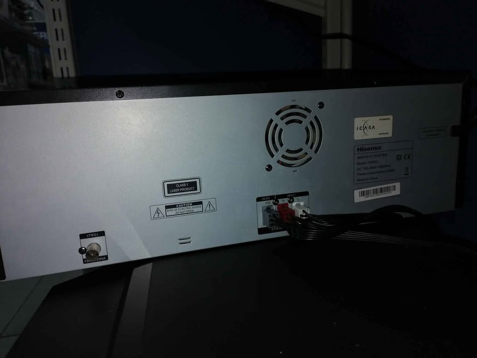 HISENSE 800W MINI HIFI SYSTEM