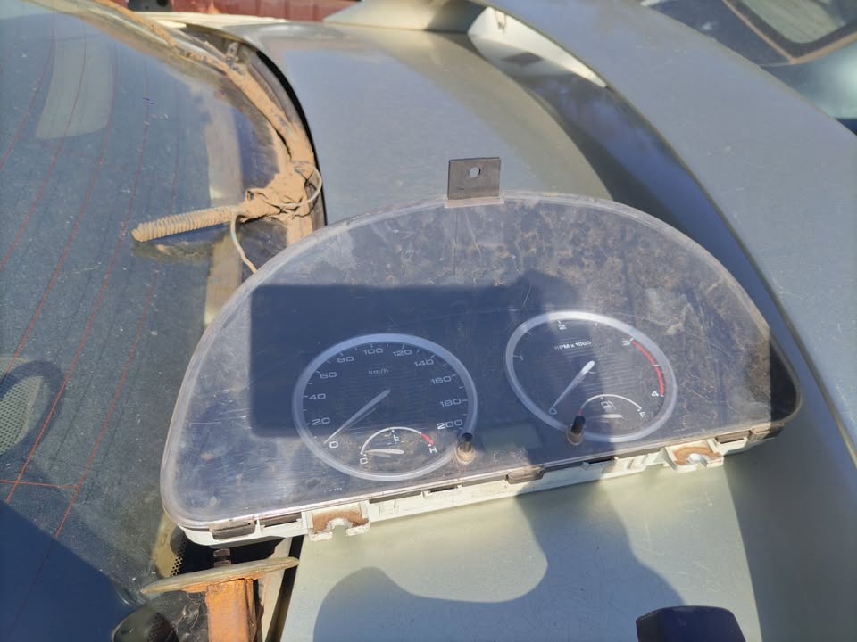 Tata Safari cluster WhatsApp me for the prices - Private Seller