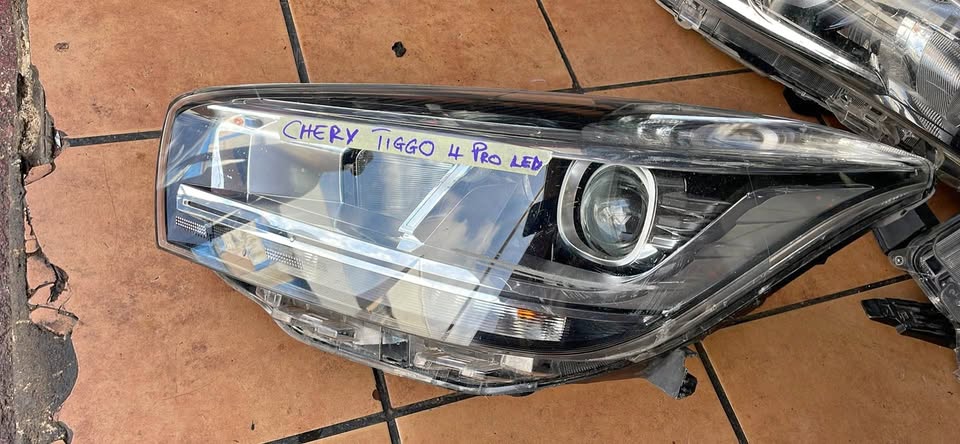 Chery Tiggo 4 Pro LED HEADLIGHT - Private Seller Chery Tiggo 4 Pro LED HEADLIGHT - Private Seller
