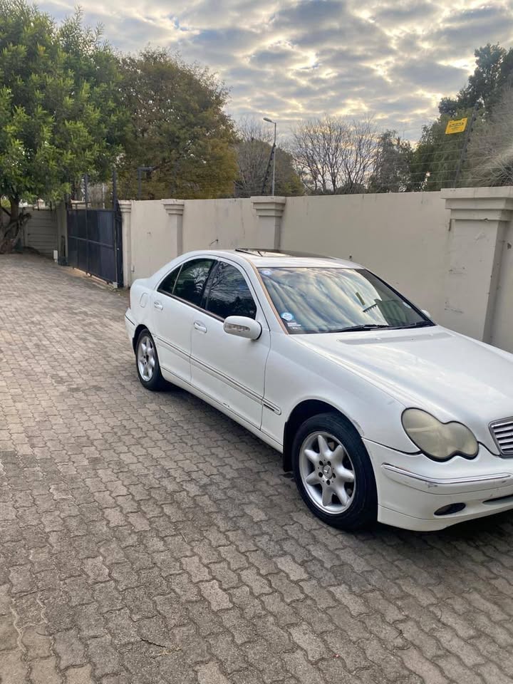 Mercedes Benz W203 C240, 2003