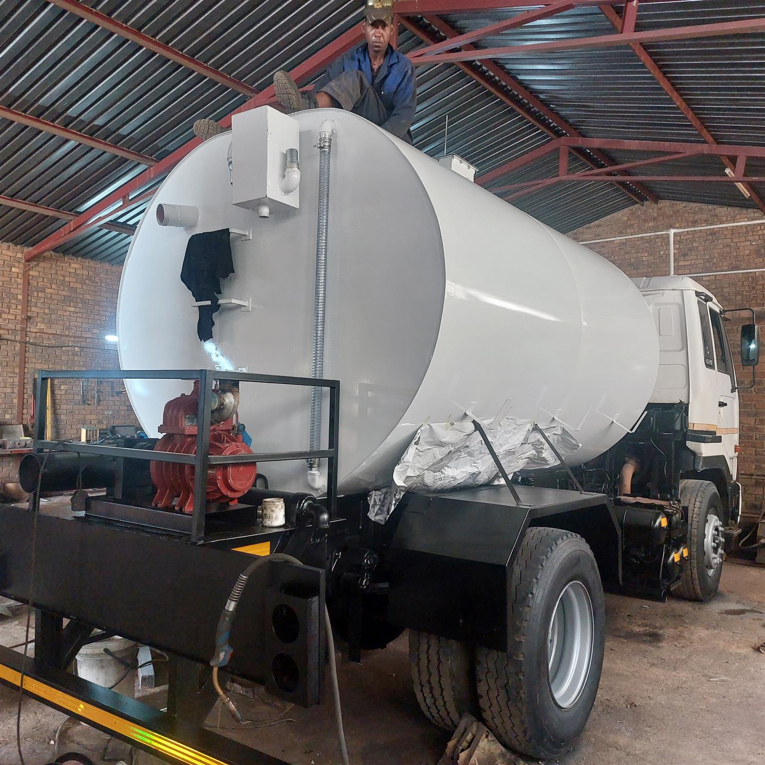 New Honey sucker tanks for sale ! | Junk Mail Marketplace