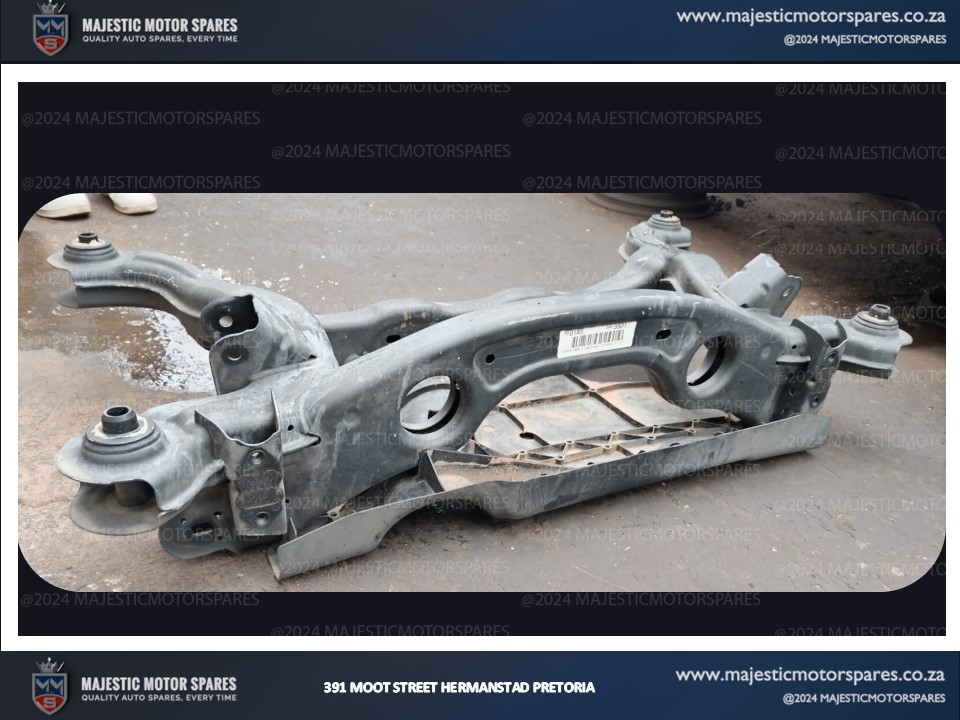 Mercedes benz b class w246 subframe for sale second hand - Private Seller
