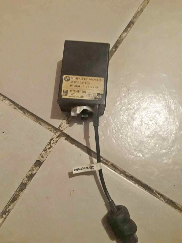 BMW E34,E36 Interface CD Changer - Private Seller
