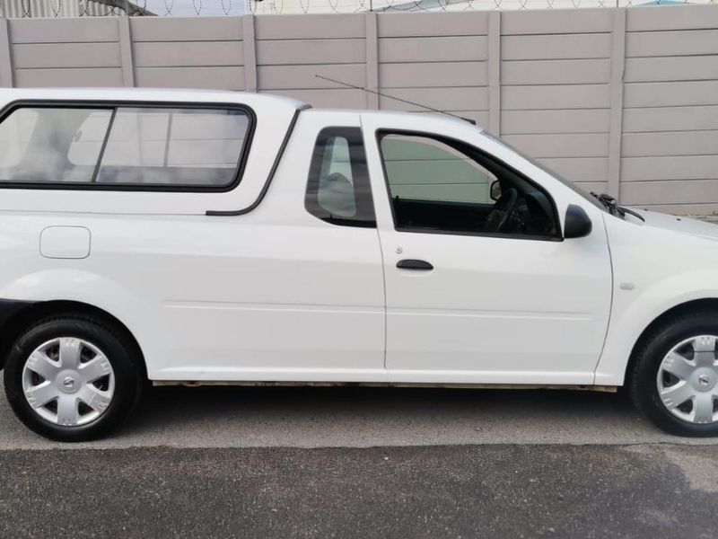 Used 2014 Nissan NP200 1.6i (aircon) safety pack - Private Seller Used 2014 Nissan NP200 1.6i (aircon) safety pack - Private Seller