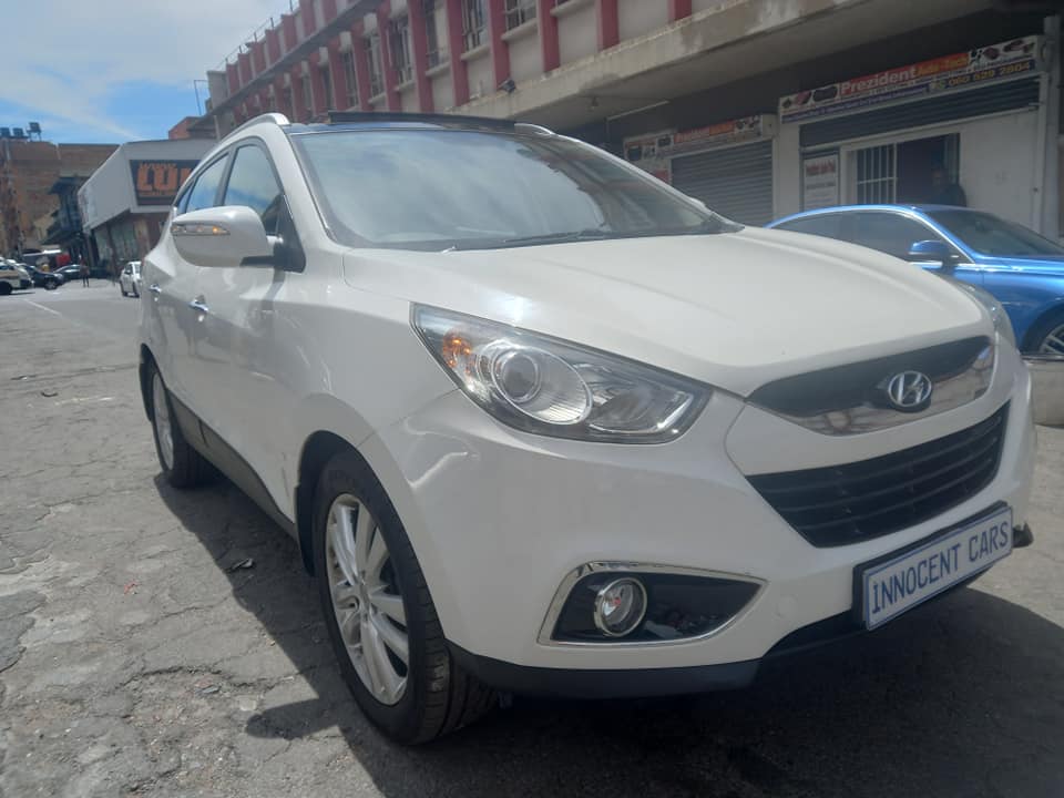 2015 HYUNDAI ix35 2.0 CRDI DIESEL, AUTOMATIC TRANSMISSION, WHITE COLOUR, MILEAGE