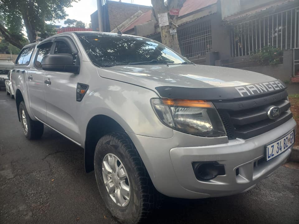 2013 FORD RANGER D-CAB 2.2 DIESEL, MANUAL, SILVER COLOR, MILEAGE 125000KMS CANOPY.