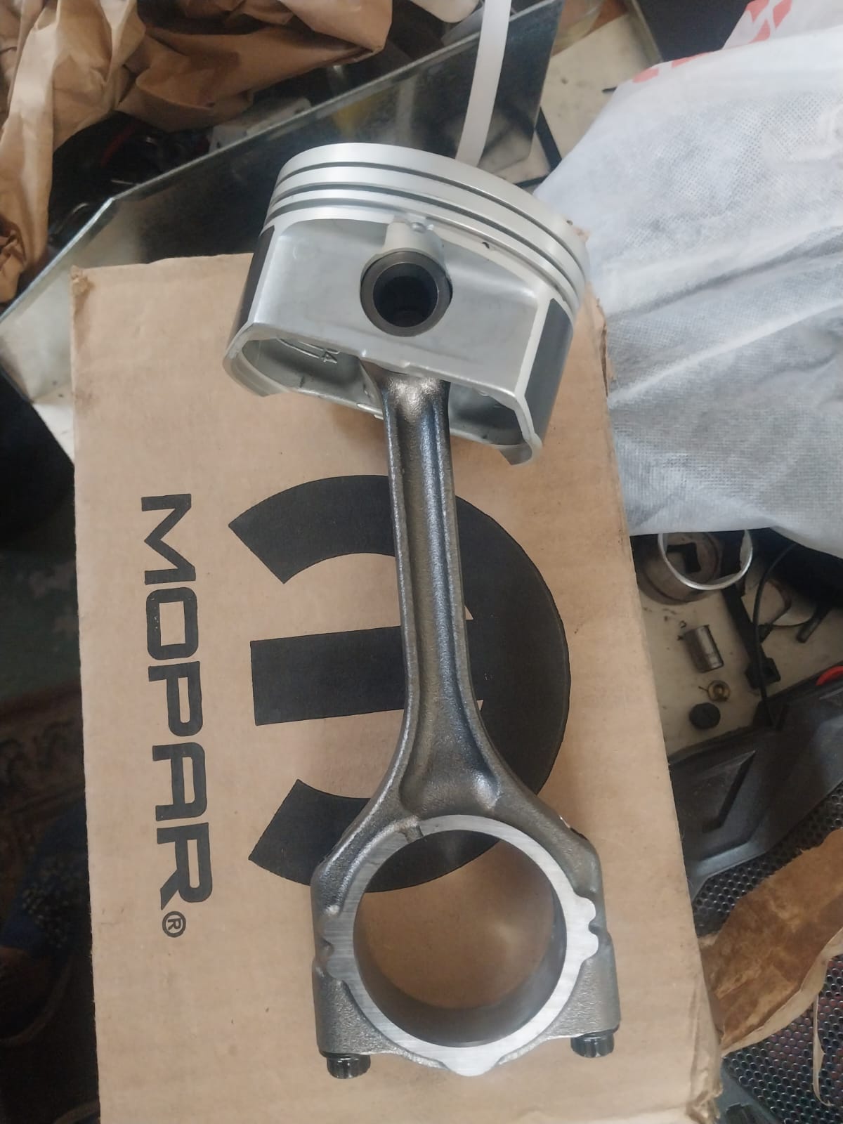 Dodge Mopar 4 cylinder petrol pistons - Private Seller Dodge Mopar 4 cylinder petrol pistons - Private Seller