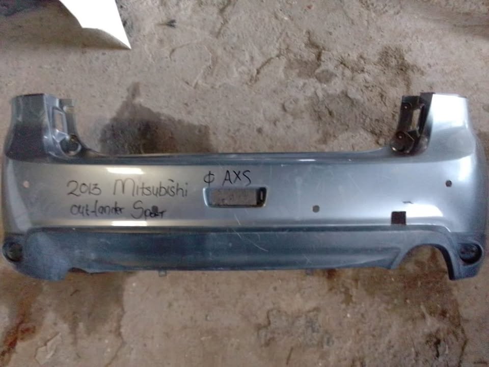 2013 MITSUBISHI OUTLANDER REAR BUMPER - Private Seller 2013 MITSUBISHI OUTLANDER REAR BUMPER - Private Seller