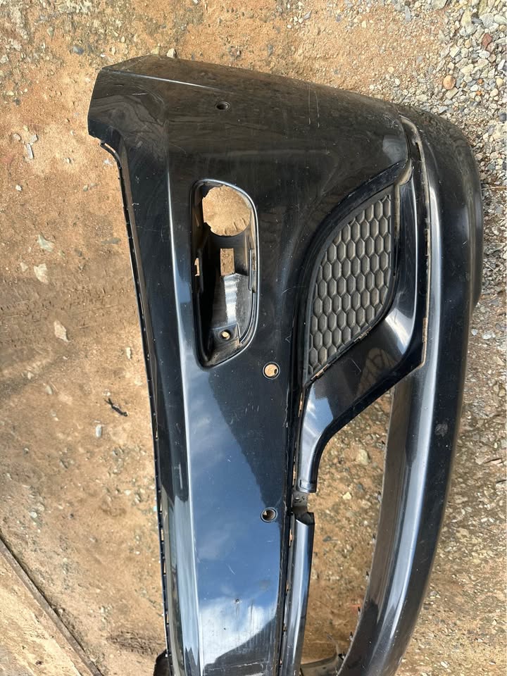 Jeep Grand Cherokee (WK2 generation 2011-2016) front bumper and spoiler - Private Seller Jeep Grand Cherokee (WK2 generation 2011-2016) front bumper and spoiler - Private Seller