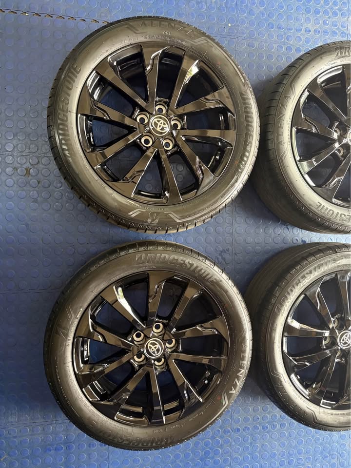 Original Dealership Rims 18 INCH TOYOTA COROLLA CROSS GR ORIGINAL DESIGN RIM SET+ TYRES BRAND ...