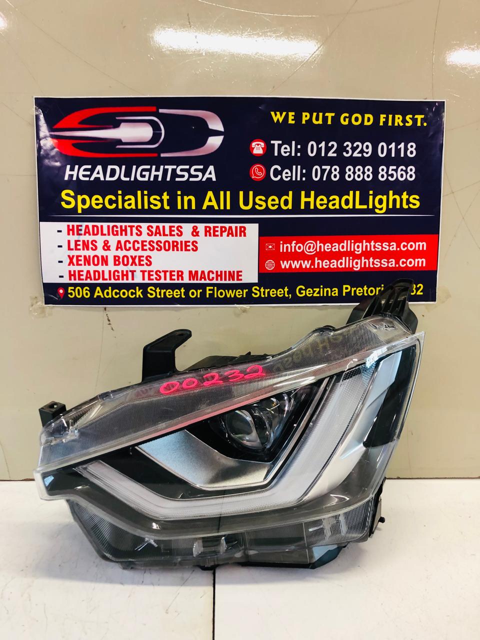 Isuzu D-max Nxt Gen left side Full LED headlight (2024) - Private Seller Isuzu D-max Nxt Gen left side Full LED headlight (2024) - Private Seller
