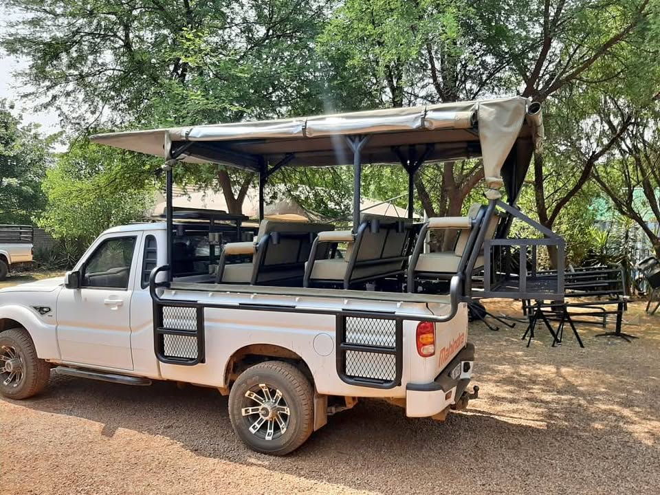 Safari game viewing rigs