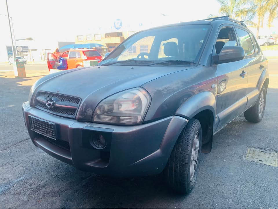 Hyundai Tucson 2008 stripping for spares - Private Seller Hyundai Tucson 2008 stripping for spares - Private Seller