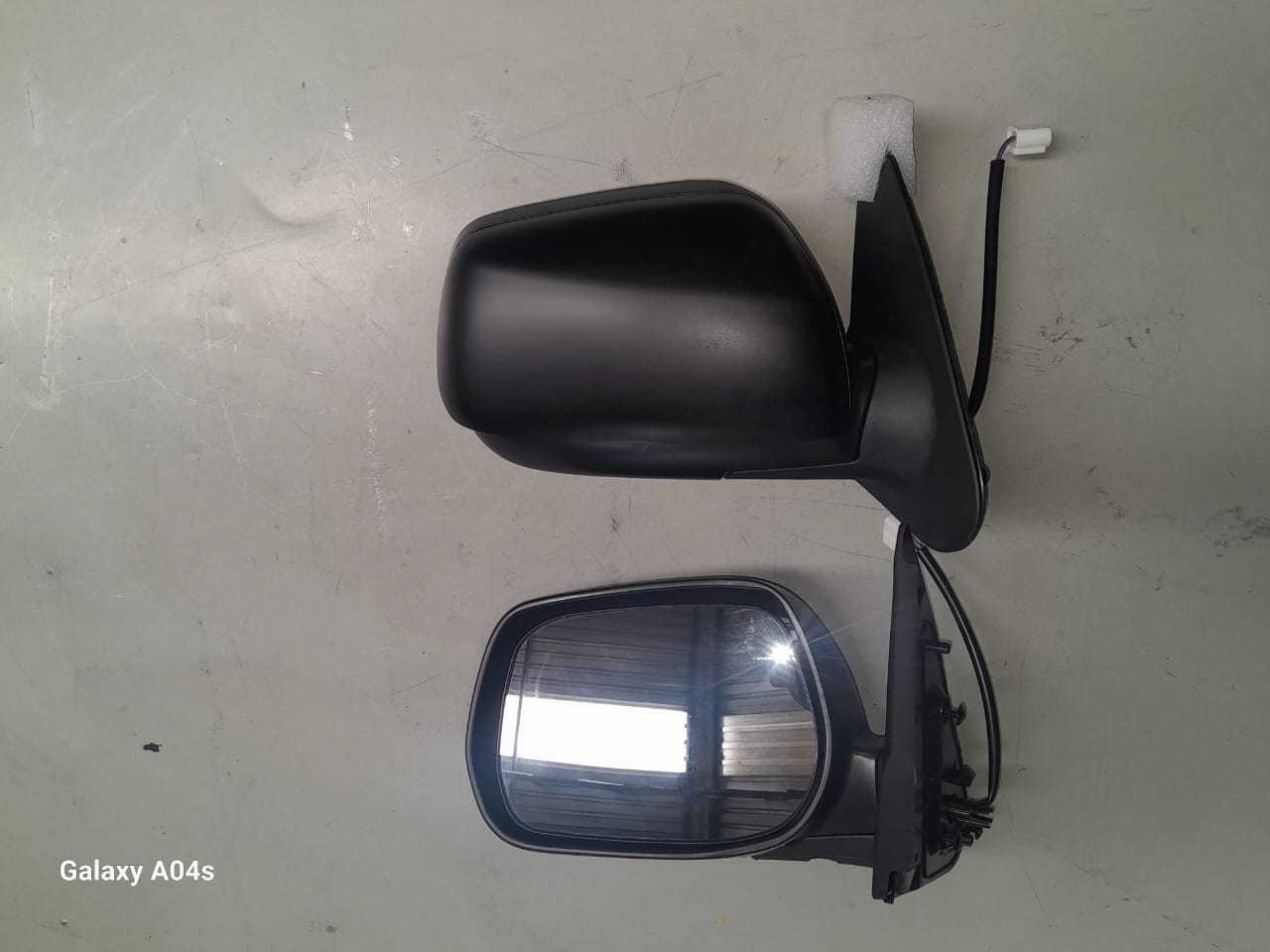 DAIHATSU TERIOS BOTH SIDES ELECTRIC DOOR MIRRORS FOR SALE - Private Seller DAIHATSU TERIOS BOTH SIDES ELECTRIC DOOR MIRRORS FOR SALE - Private Seller