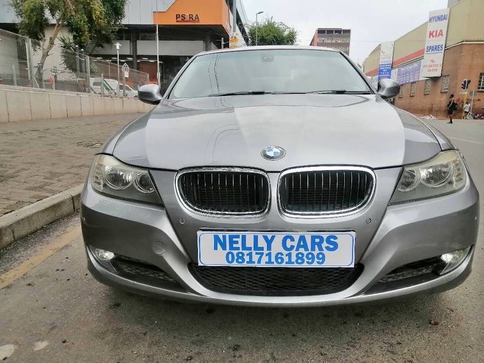 2011 E90 320i Automatic