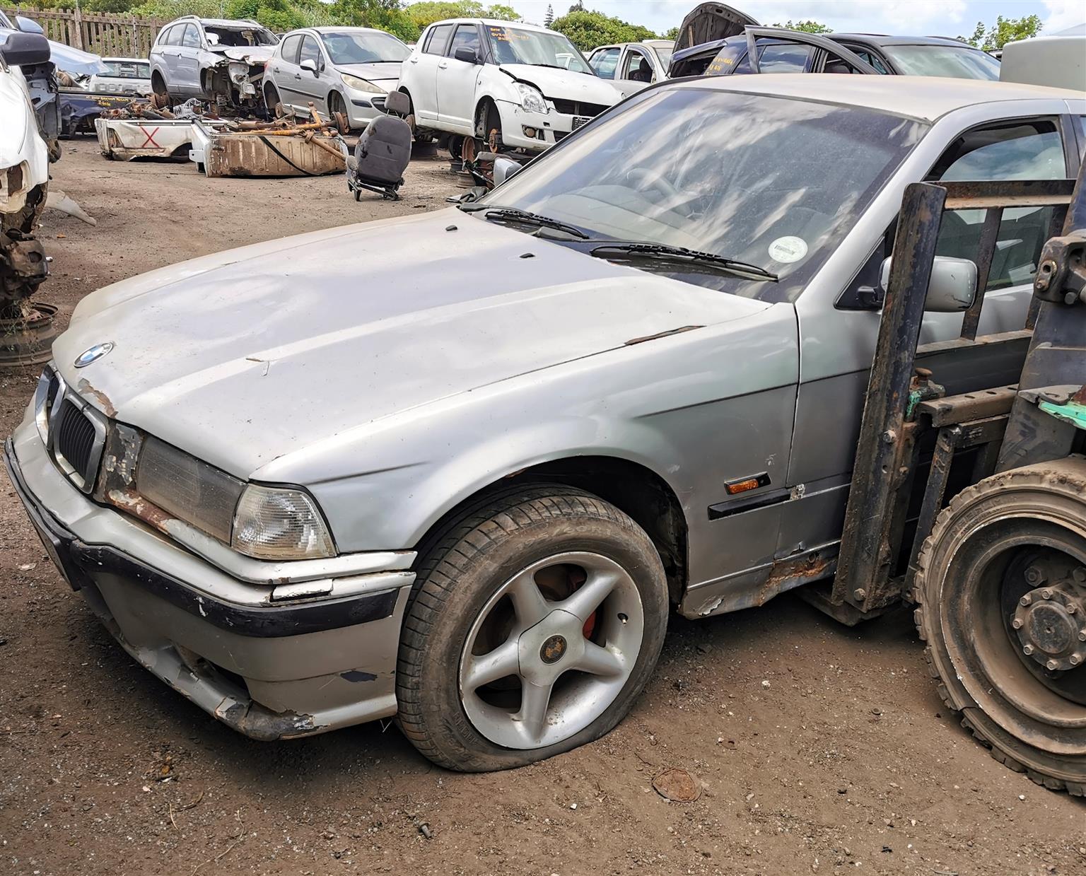 1998 BMW 325i E36 - Stripping for Spares