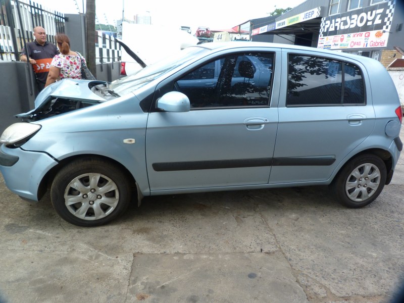 Hyundai Getz 1.6 HS Manual Blue - 2008 STRIPPING FOR SPARES - Private Seller Hyundai Getz 1.6 HS Manual Blue - 2008 STRIPPING FOR SPARES - Private Seller