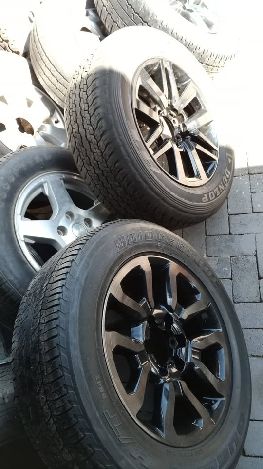 18" Toyota Legend 50 n Hilux/Fortuner with used 265/60/18 tyre to use for spare on SPECIAL - Private Seller 18" Toyota Legend 50 n Hilux/Fortuner with used 265/60/18 tyre to use for spare on SPECIAL - Private Seller