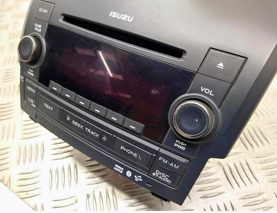 2018 - Isuzu D-max CD Player Radio Stereo Mp3, usb,aux - Private Seller 2018 - Isuzu D-max CD Player Radio Stereo Mp3, usb,aux - Private Seller