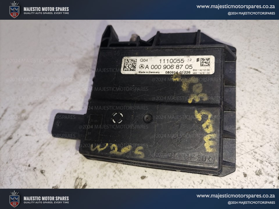 Mercedes C180 W205 Voltage Regulator for Sale - Private Seller