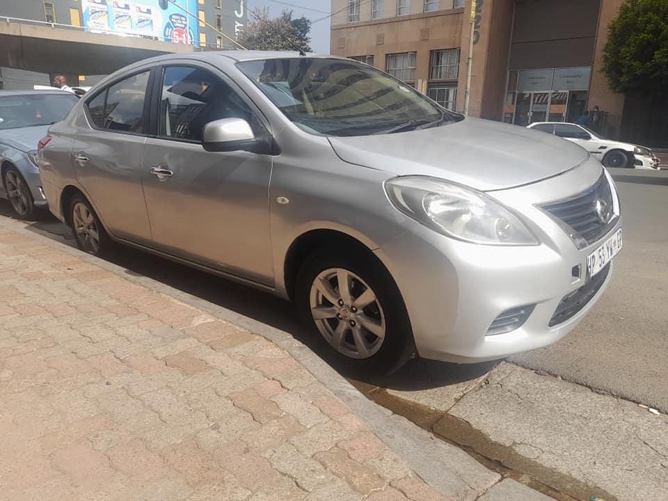 2015 NISSAN ALMERA 1.6 MANUAL 90000KM EXCELLENT CONDITION CONTACT LEON ON