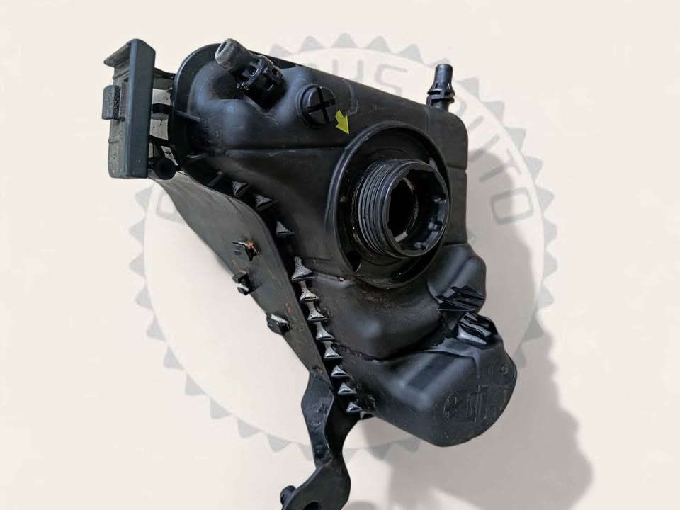 BMW B48 AND B58 ENGINES WATER BOTTLE/EXPANSION TANK RESERVOIR AVAILABLE FOR SALE - Private Seller BMW B48 AND B58 ENGINES WATER BOTTLE/EXPANSION TANK RESERVOIR AVAILABLE FOR SALE - Private Seller