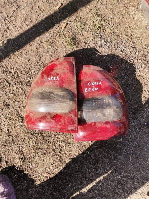Opel corsa sedan backlights - Private Seller Opel corsa sedan backlights - Private Seller