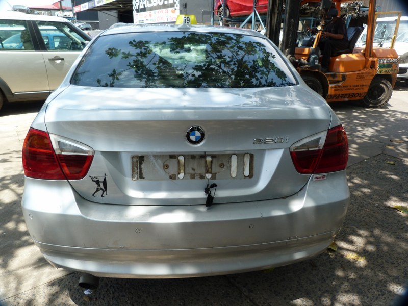 BMW 320i Exclusive E90 AT - 2007 STRIPPING FOR SPARES - Private Seller BMW 320i Exclusive E90 AT - 2007 STRIPPING FOR SPARES - Private Seller