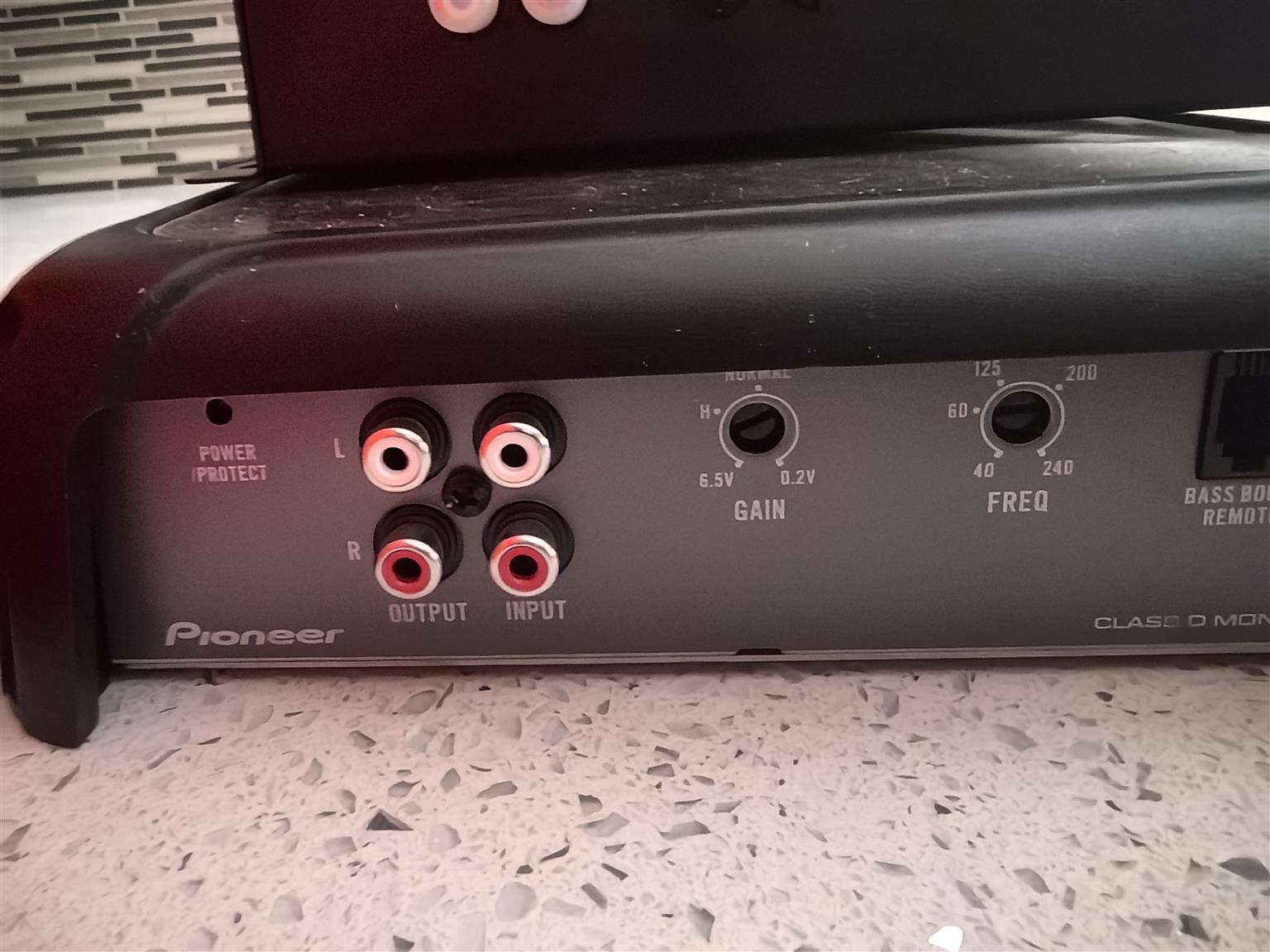 Pioneer sound system