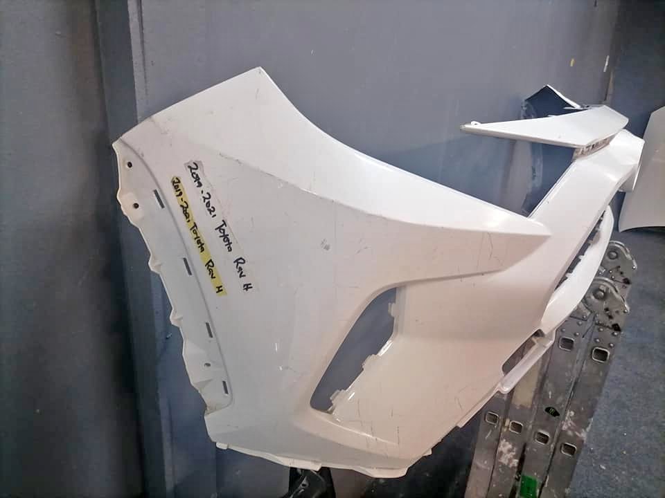 Toyota Rav 4 white bumper DM or contact number in the description for assistance. - Private Seller Toyota Rav 4 white bumper DM or contact number in the description for assistance. - Private Seller