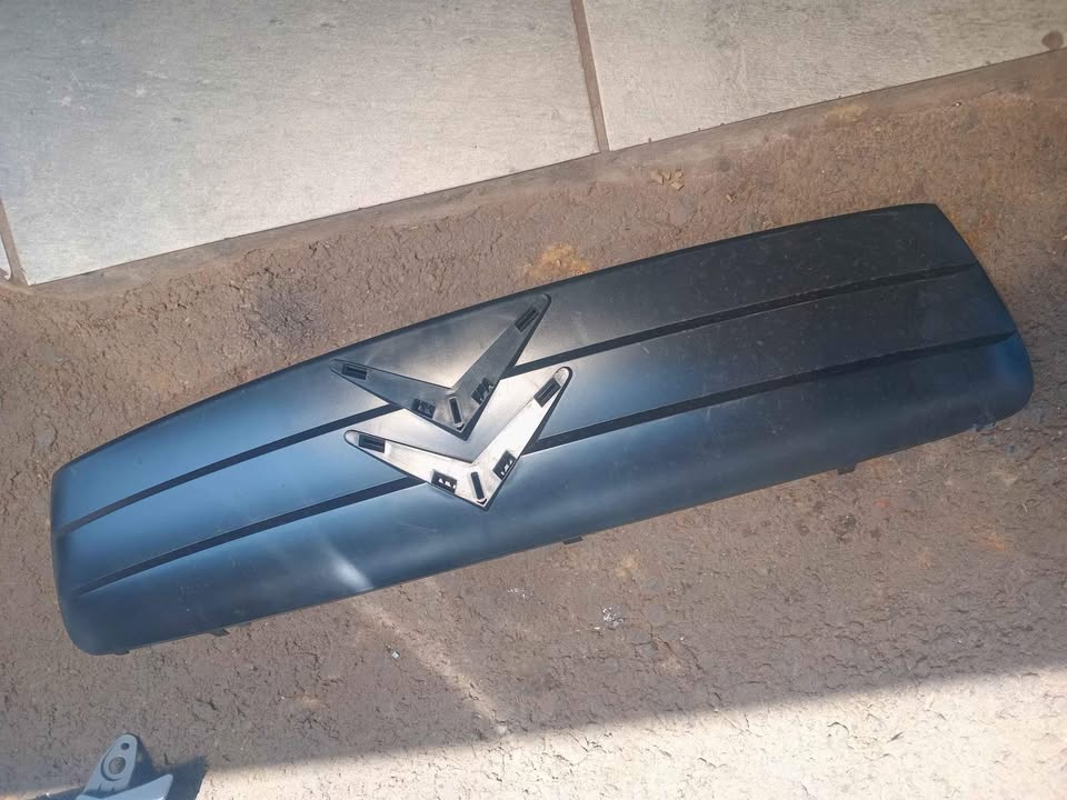 2008 citroen c2 front grill for sale - Private Seller 2008 citroen c2 front grill for sale - Private Seller