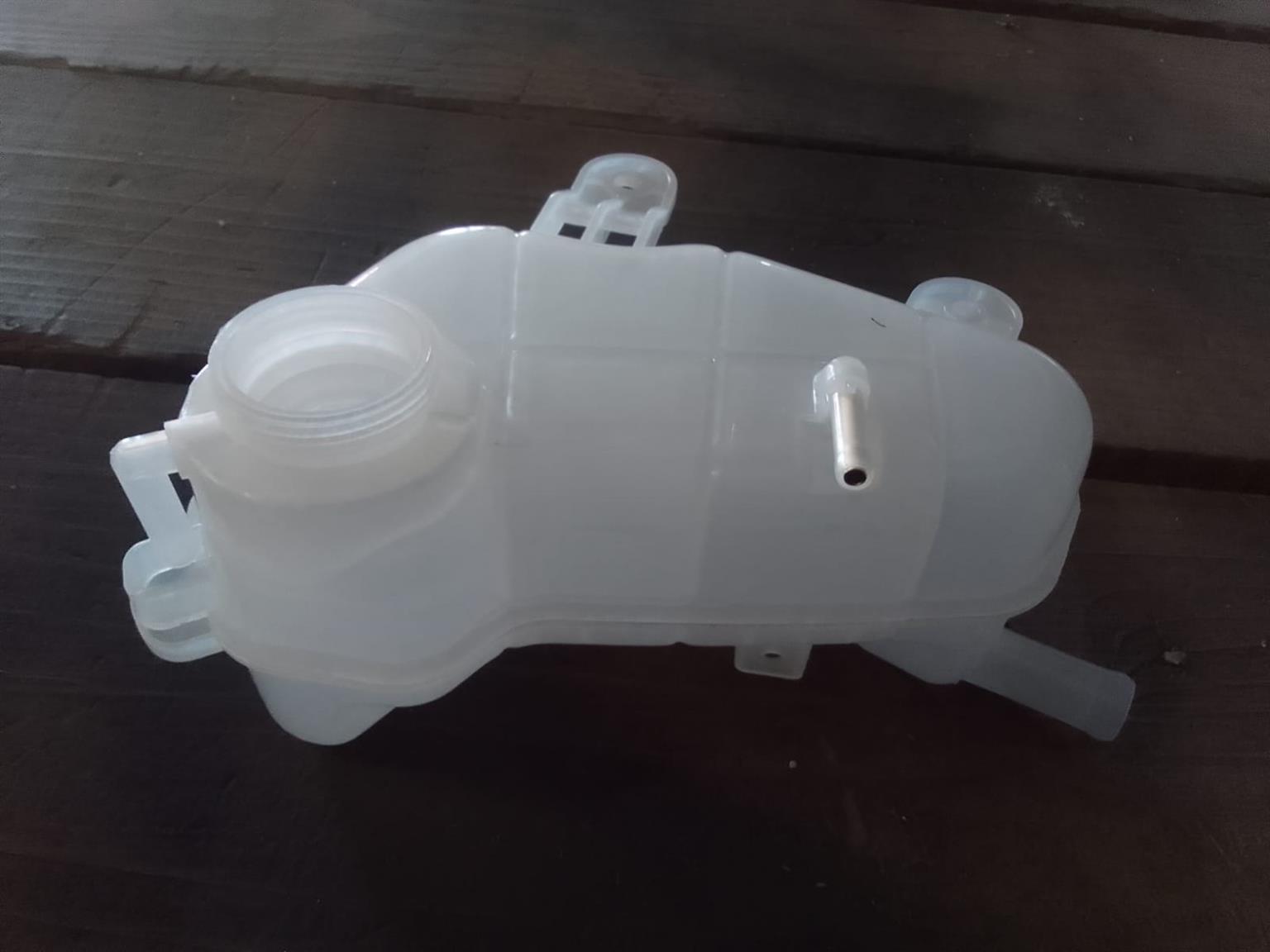 Chev Sonic Water Bottle for sale - Private Seller