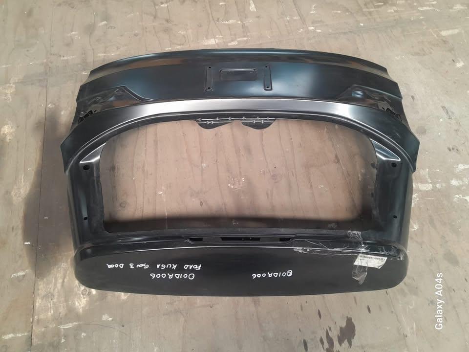 FORD KUGA 2012 REAR TAILGATE FOR SALE - Private Seller FORD KUGA 2012 REAR TAILGATE FOR SALE - Private Seller