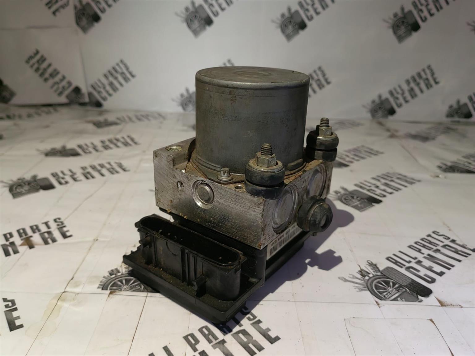 Nissan Qashqai J10 ABS pump for sale – Used