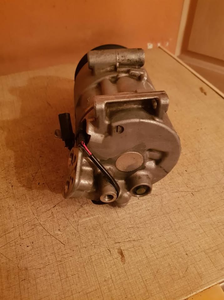 MERCEDES W245 OR W169 AIRCON PUMP FORSALE