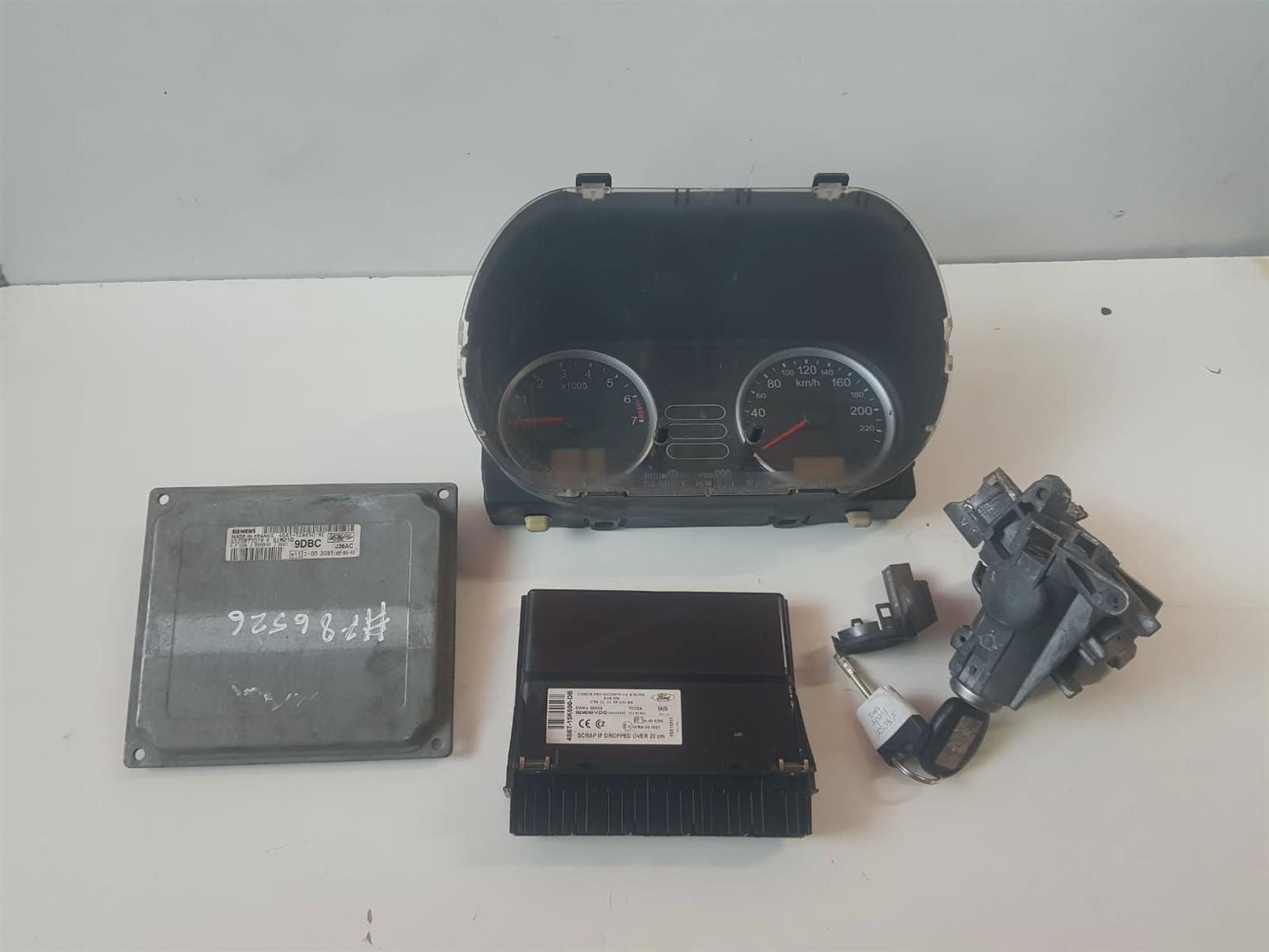 Lockset 1.4L Ford Fiesta 2005 - Private Seller Lockset 1.4L Ford Fiesta 2005 - Private Seller